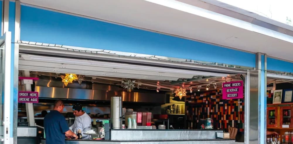 Glass Villa East Hampton - Image 103