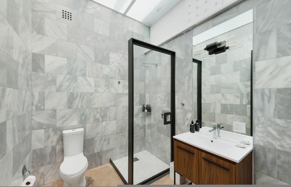 Glass Villa East Hampton - Image 42