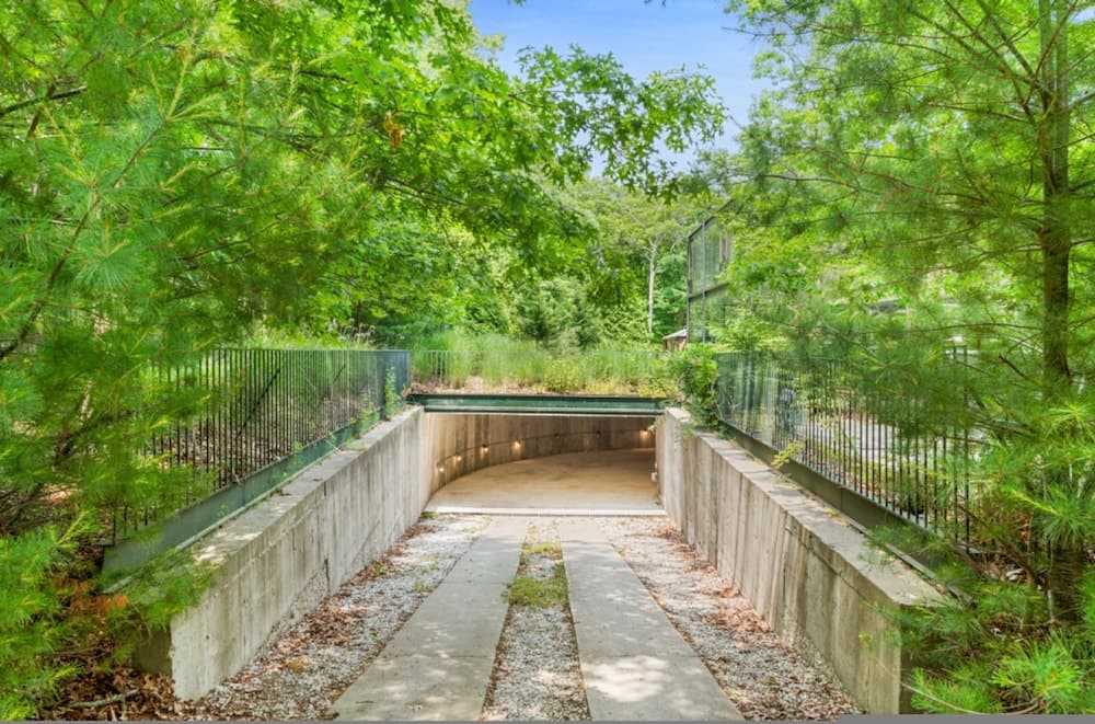 Glass Villa East Hampton - Image 71