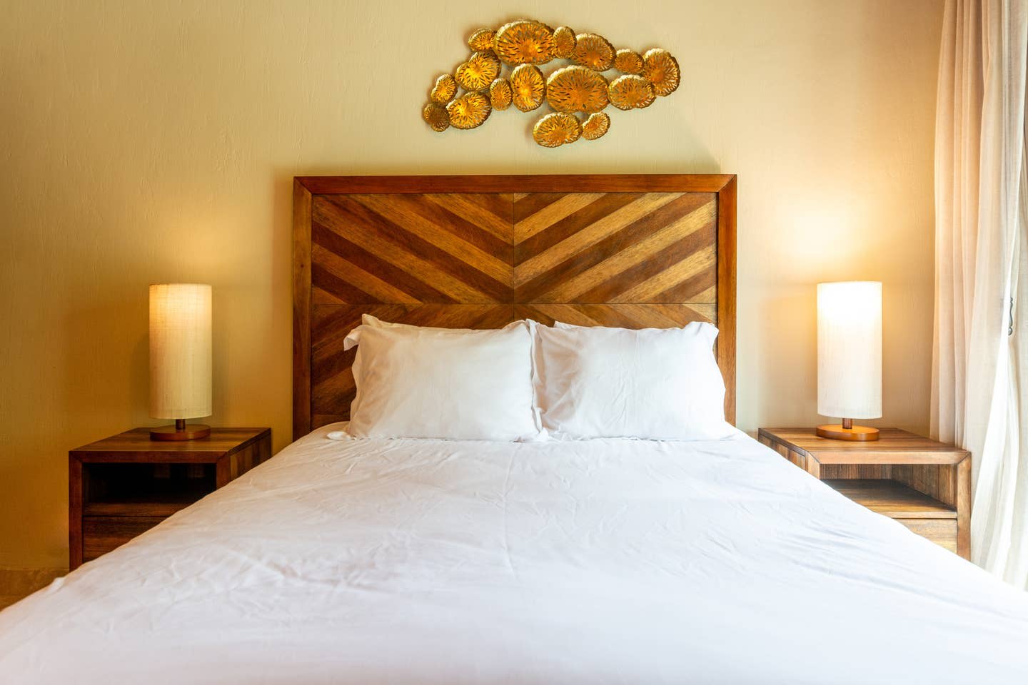 Palms Mansion - Image 26