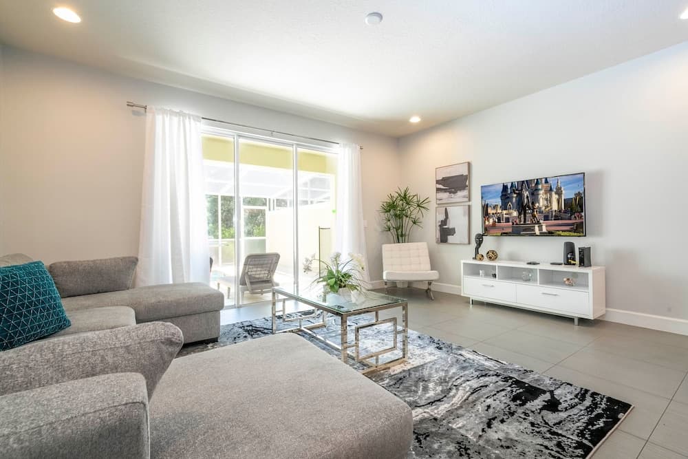 Disney Serenity #1639 - Image 1