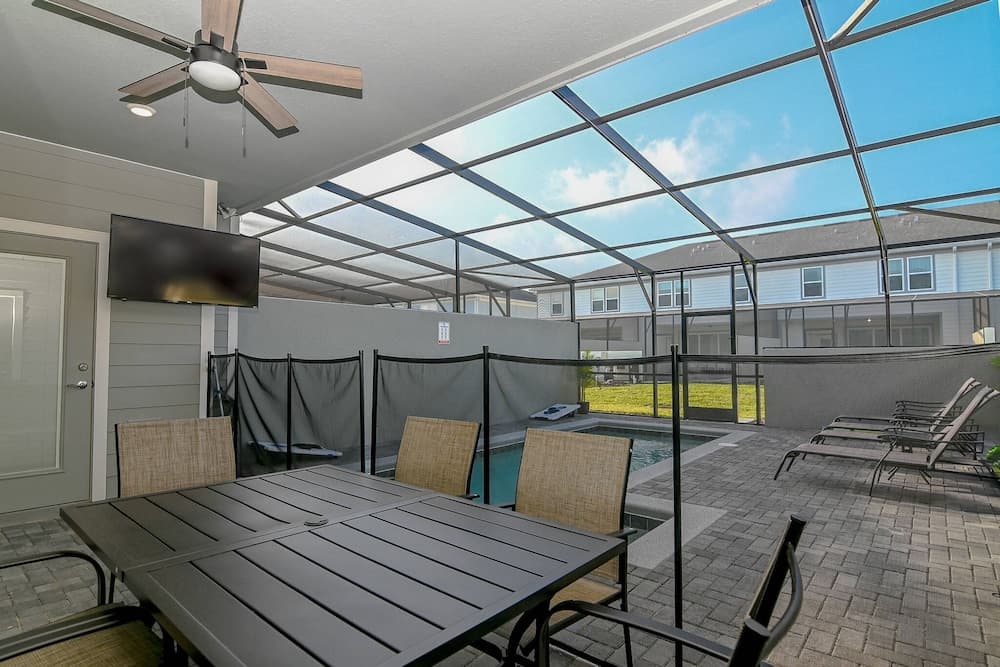 Blue Wave Getaway - Image 32