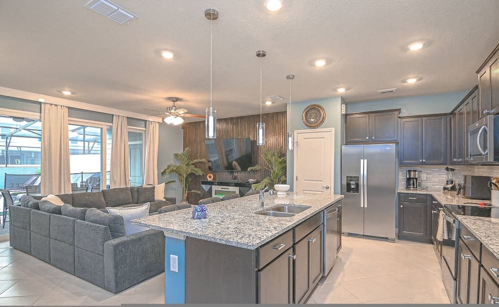 Blue Wave Getaway - Image 5