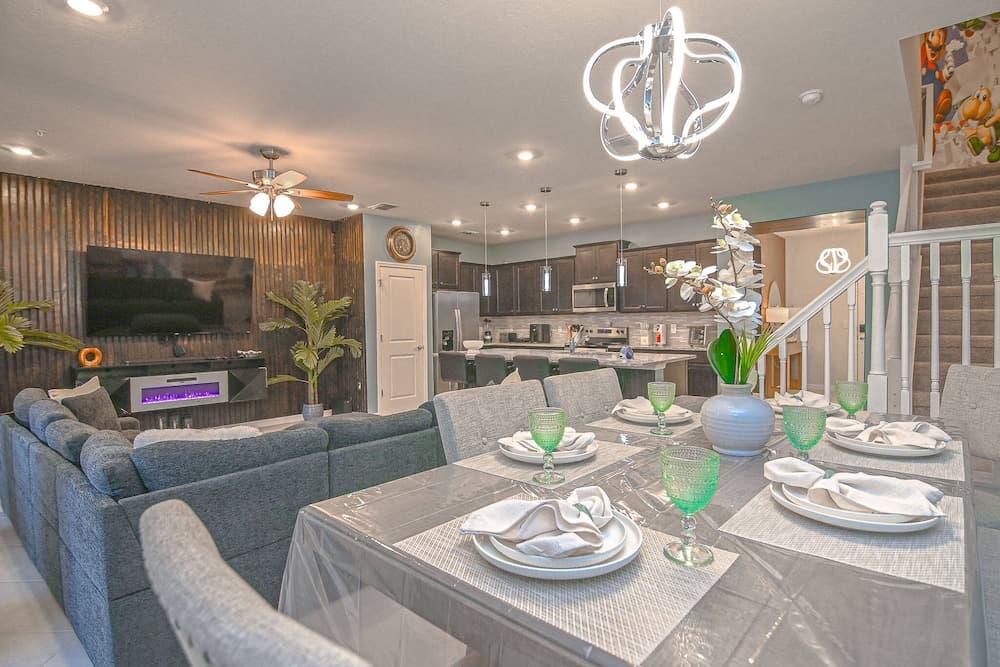 Blue Wave Getaway - Image 3