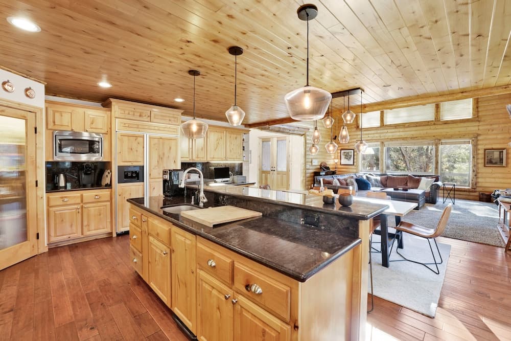 Gold Rush Lodge #2352 - Image 13