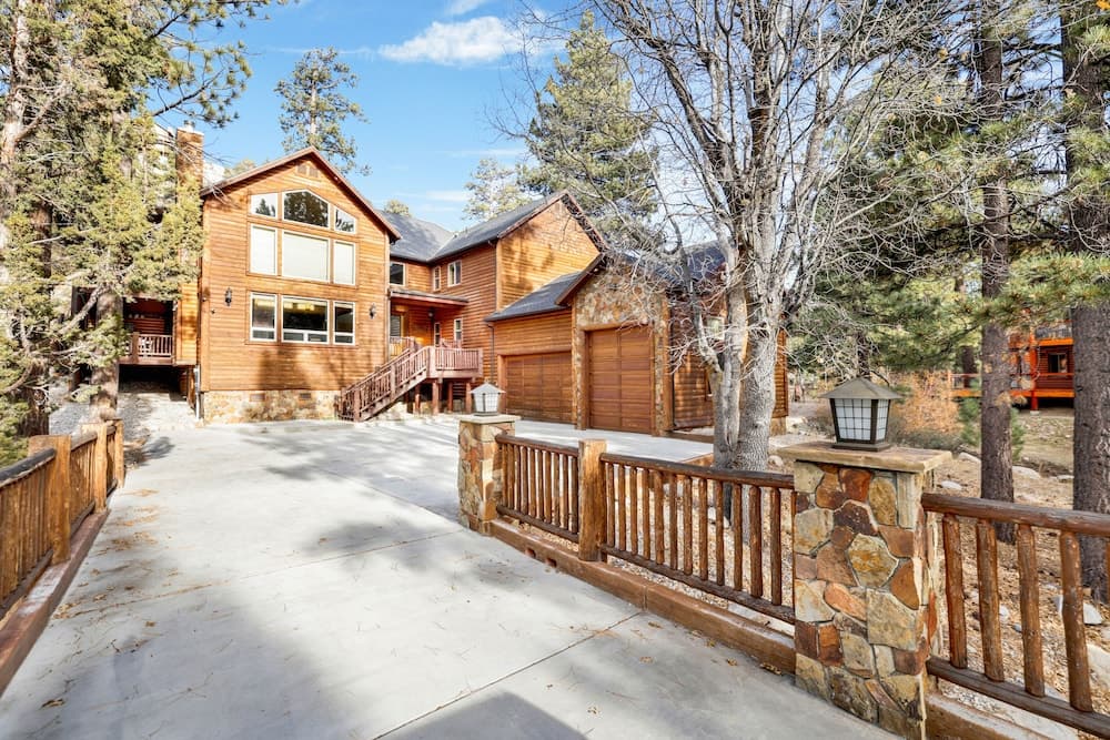 Gold Rush Lodge #2352 - Image 3