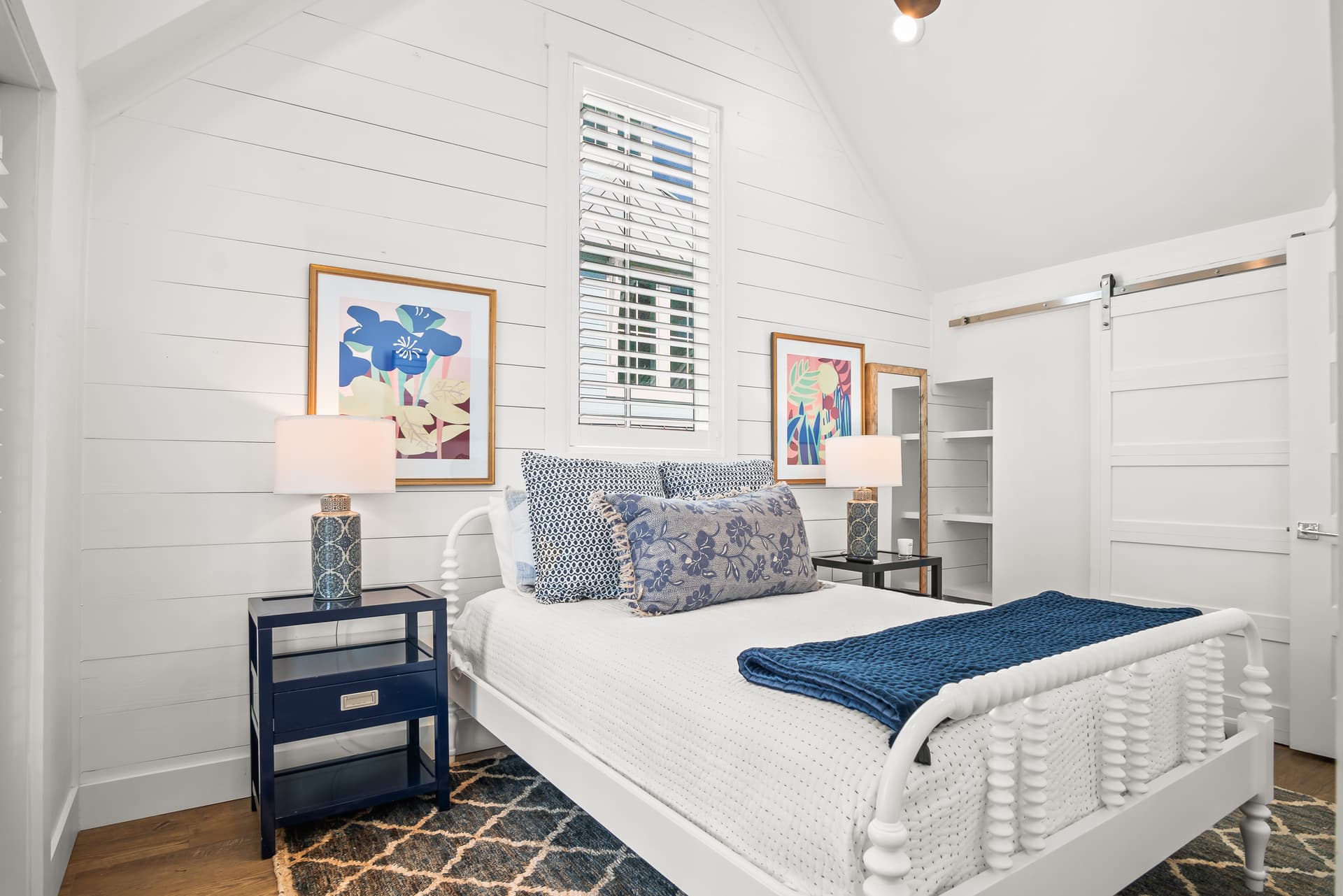 Golden Daze - Image 18