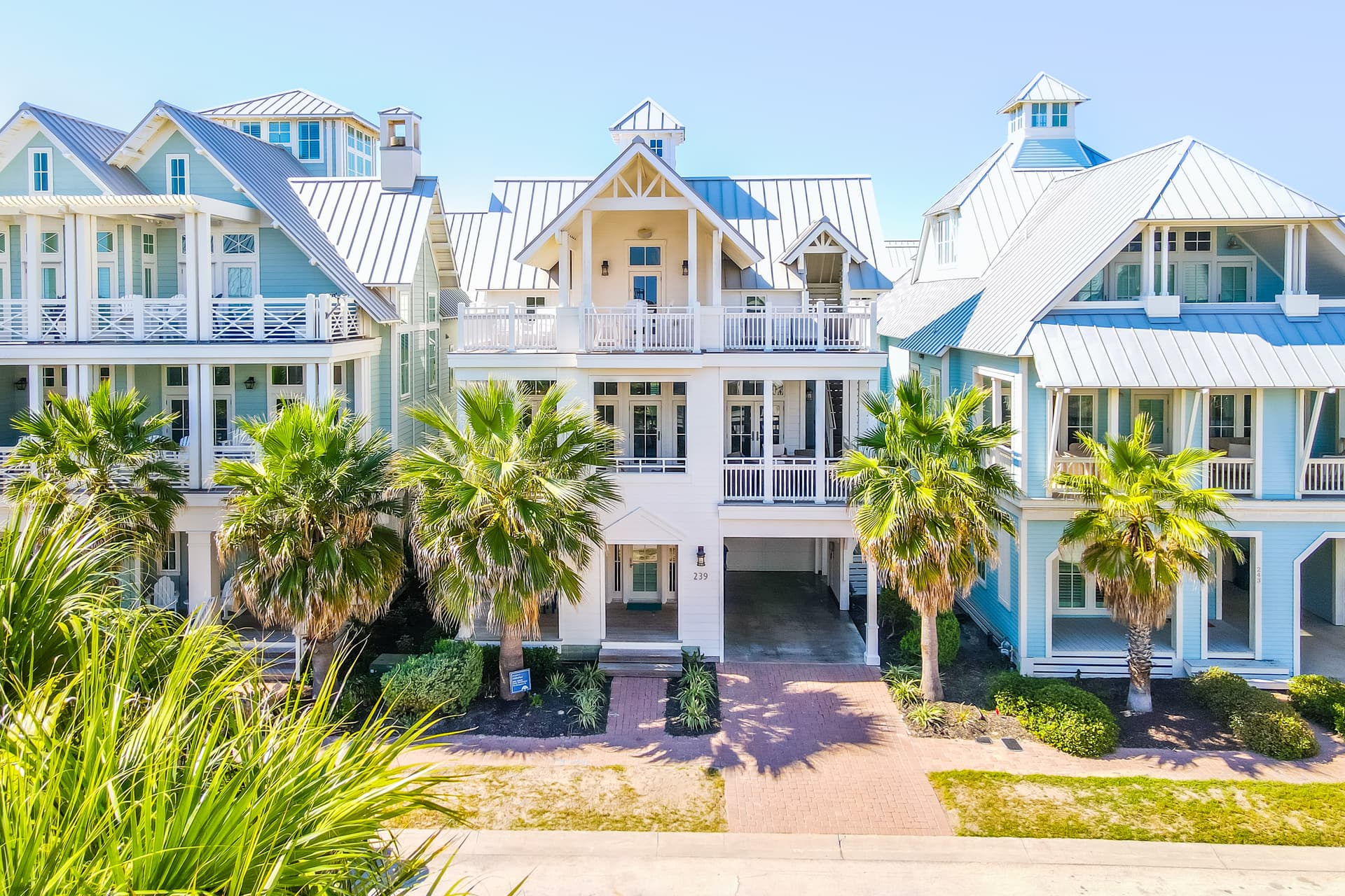 Golden Daze - Image 55