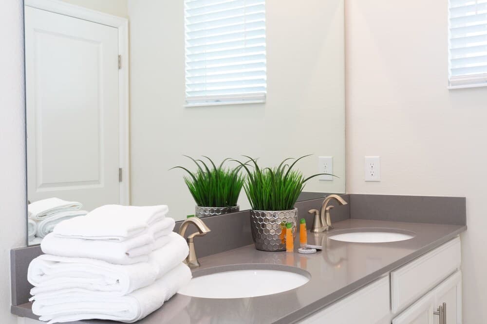 Crystal Waters Manor - Image 28