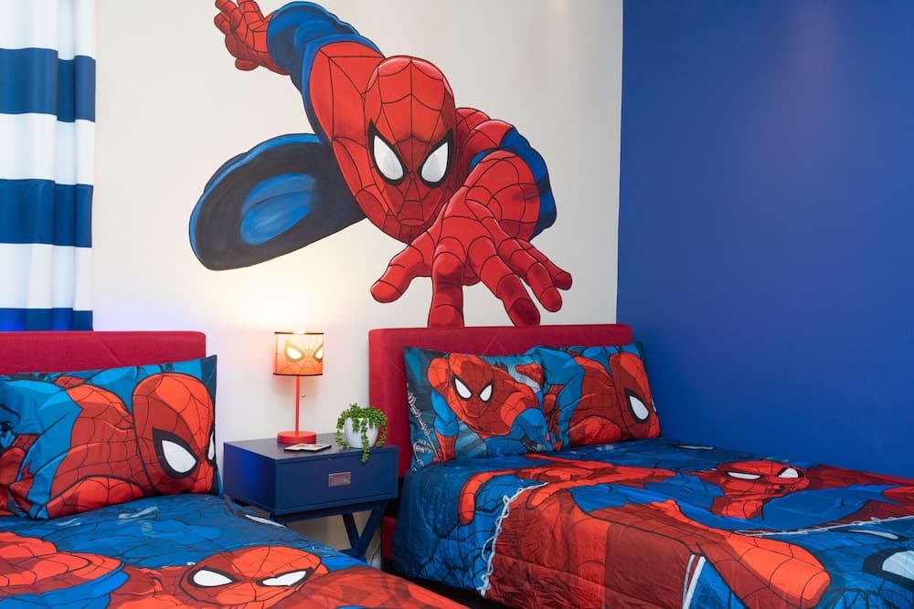 Crystal Waters Manor - Image 31