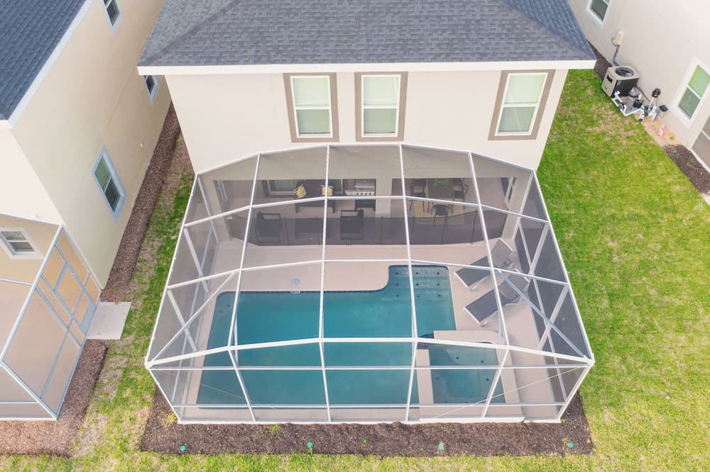 Crystal Waters Manor - Image 74