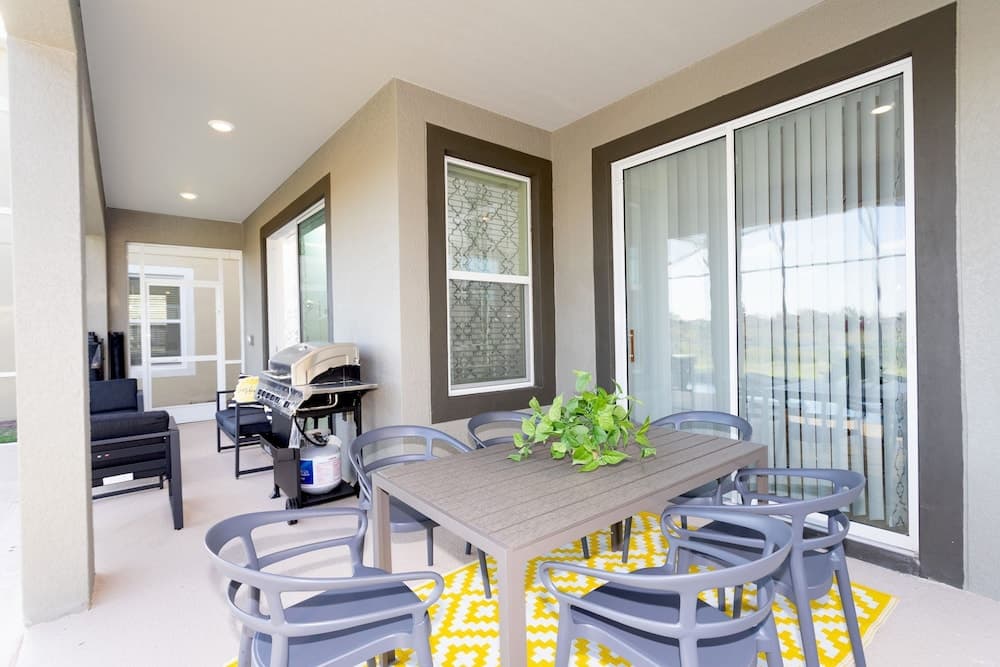 Crystal Waters Manor - Image 80