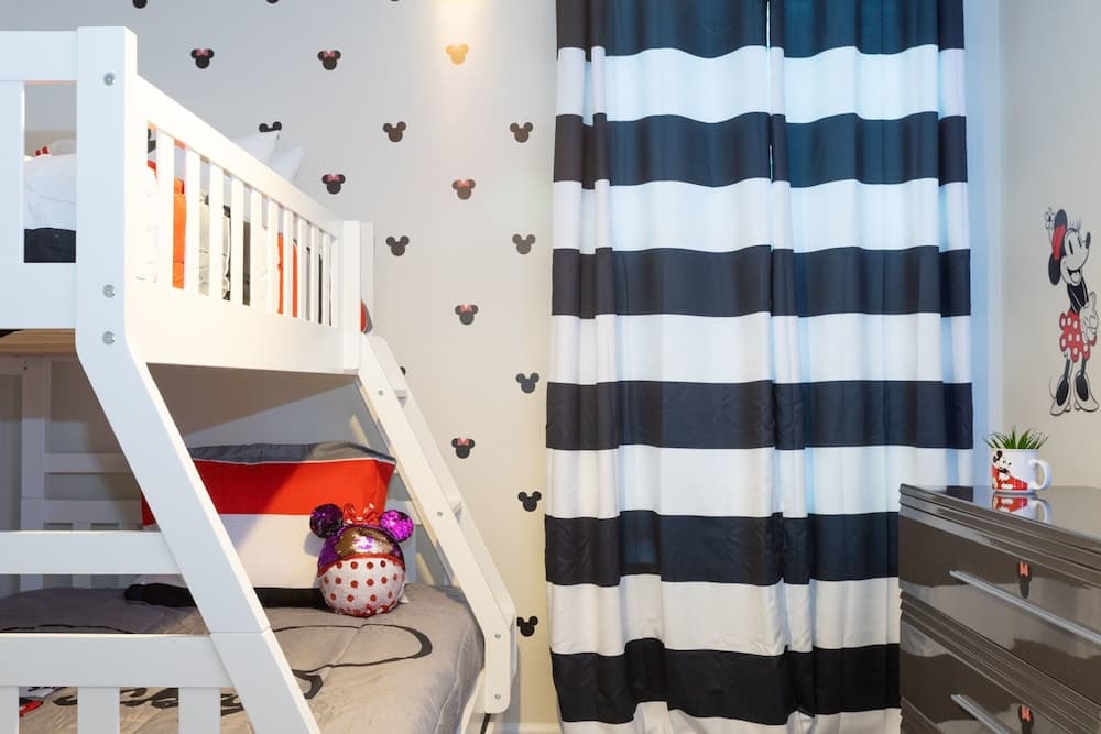 Crystal Waters Manor - Image 22