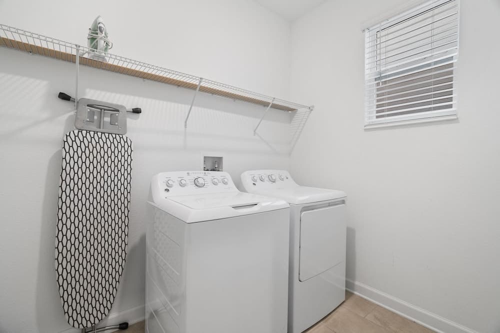 Sunset Splash - Image 35