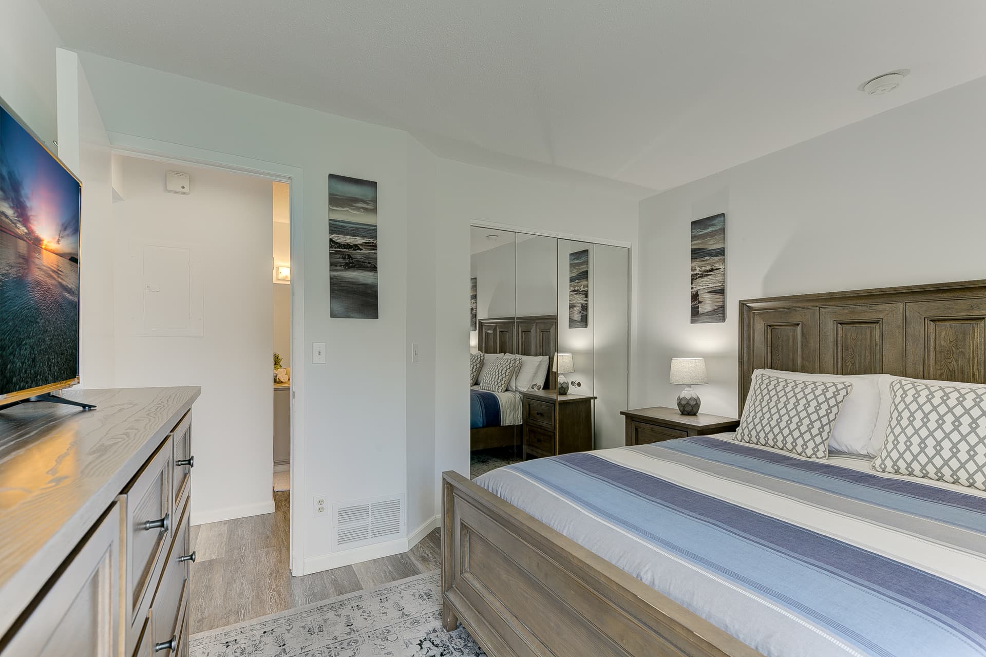 Shores Condo #5593 - Image 11