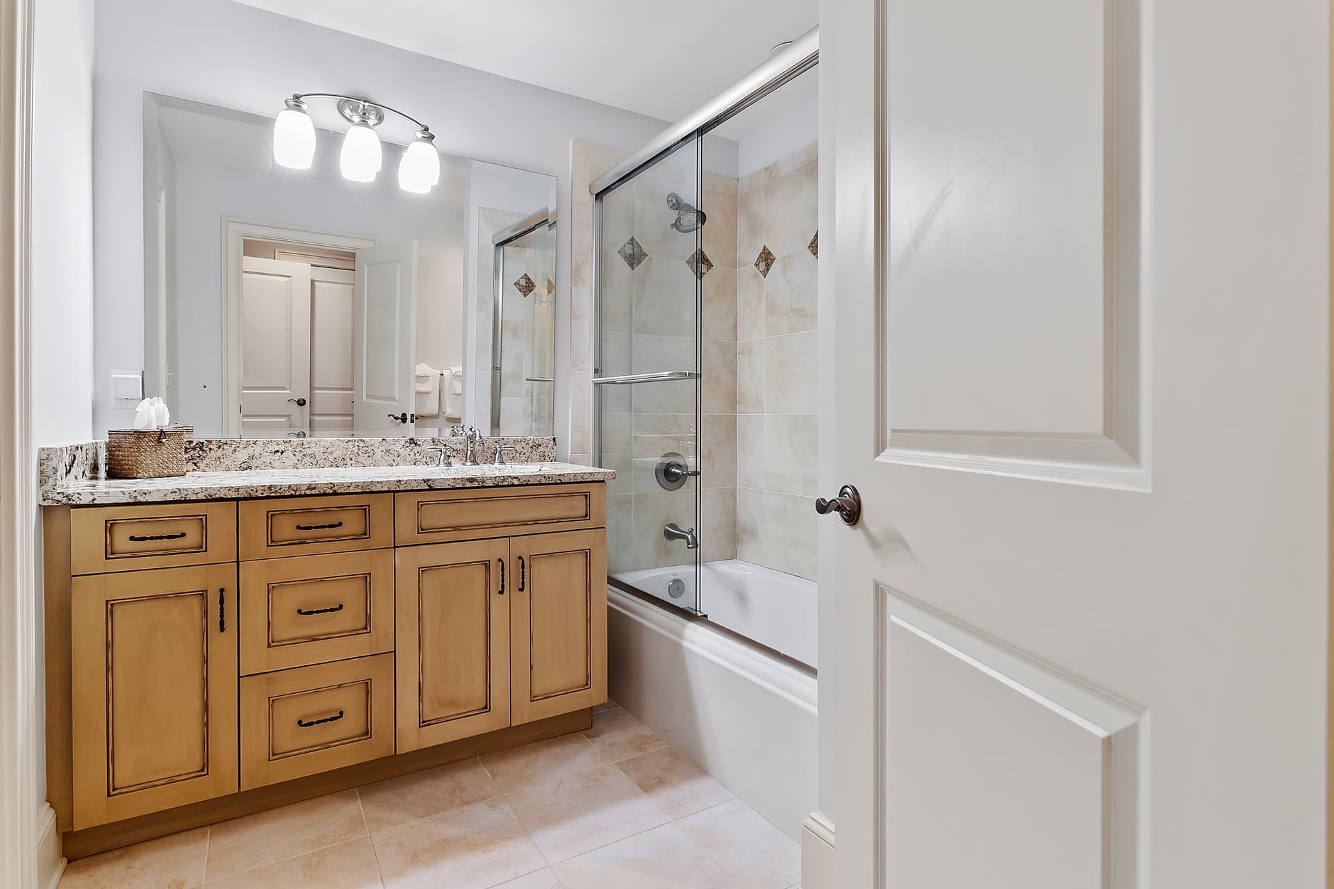 Goldenrod Chateau - Image 35