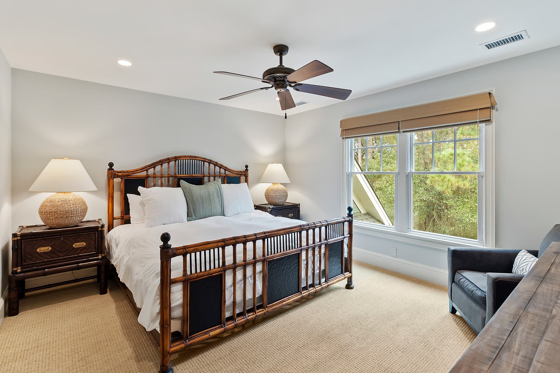 Goldenrod Chateau - Image 25