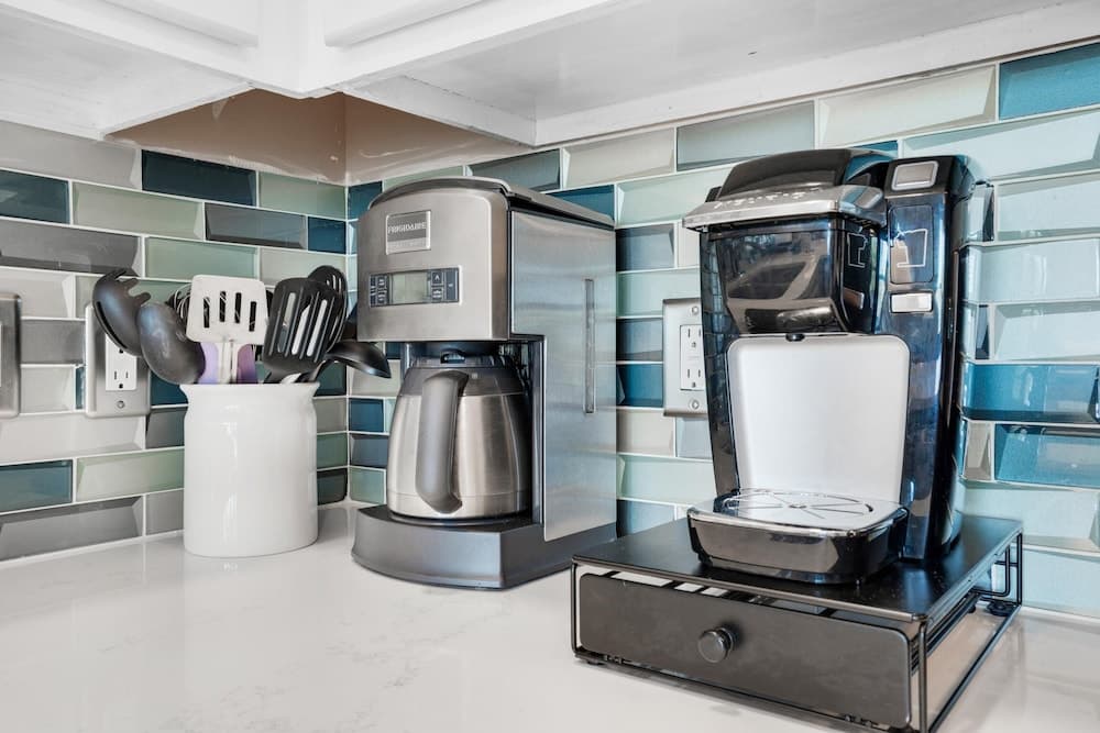 Grand Caribbean East #305 - Image 10