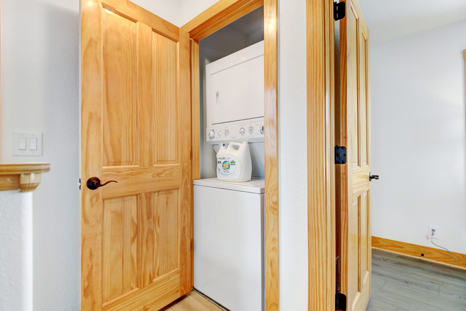 Grand Elk Cabin - Image 19