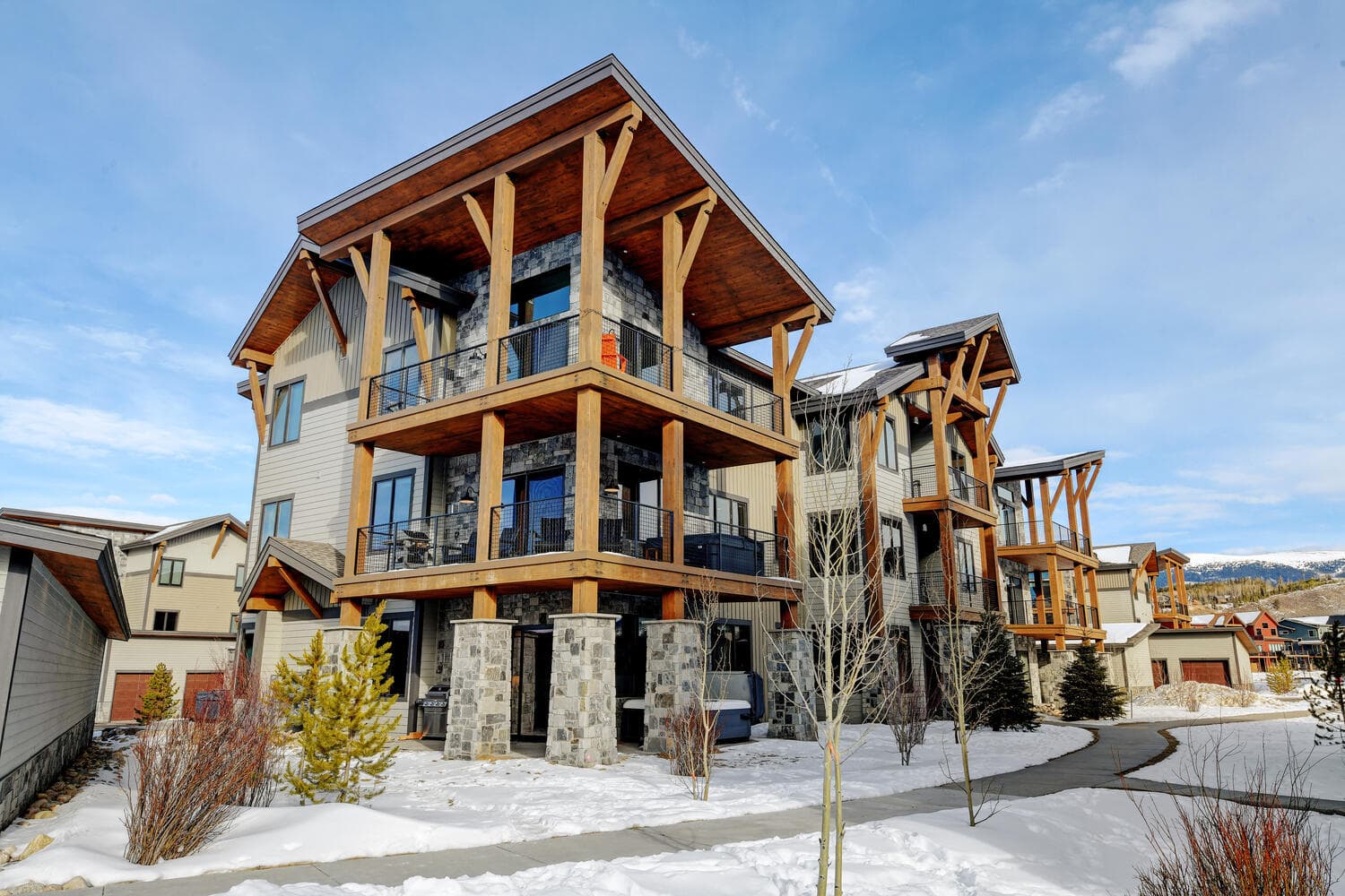 Meadow Creek Condo #E-203 - Image 1