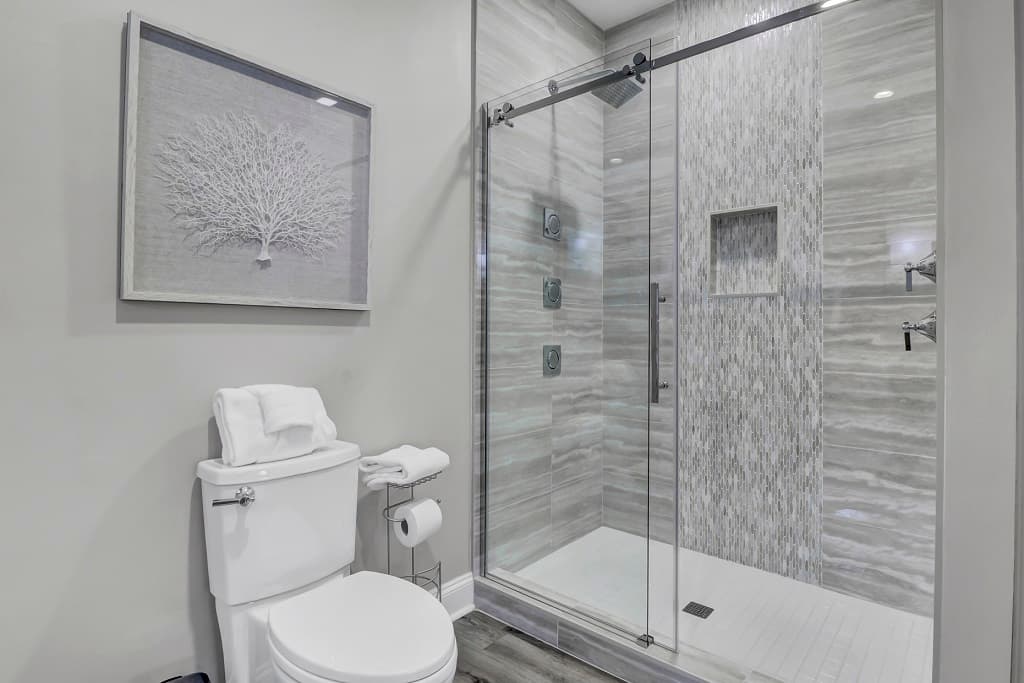 Grand Pavilion #34 - Image 23