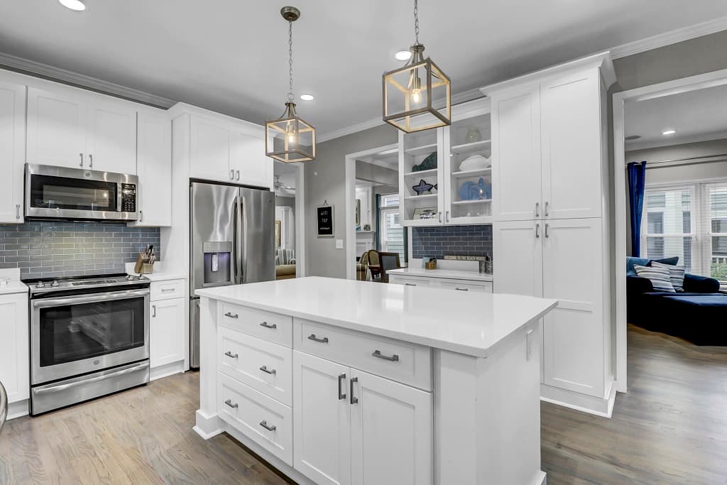 Grand Pavilion #71 - Image 6