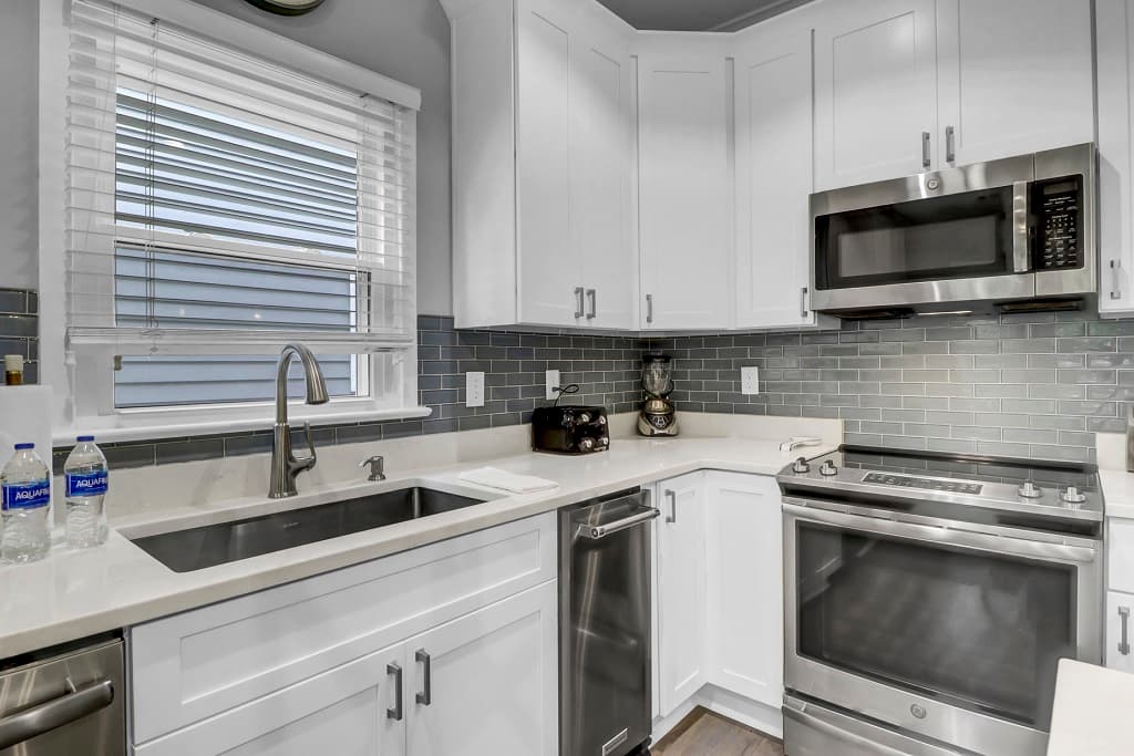 Grand Pavilion #71 - Image 8