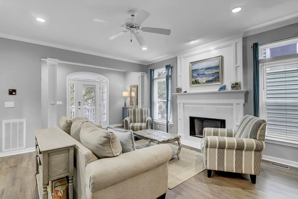 Grand Pavilion #71 - Image 3