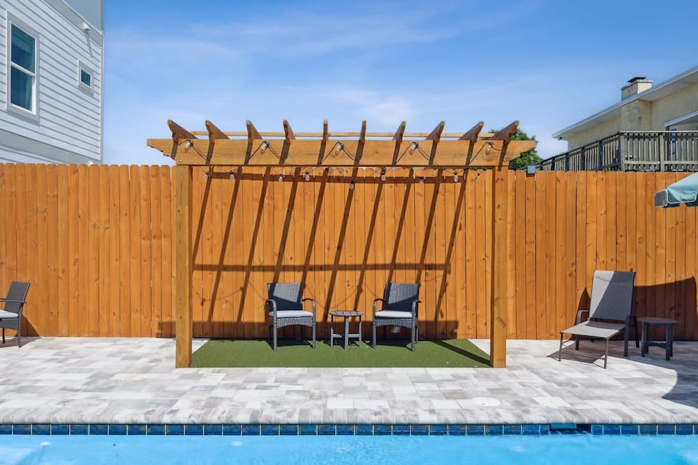 First Ave Grand Retreat I - Image 37