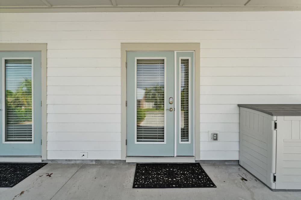 First Ave Grand Retreat I - Image 47