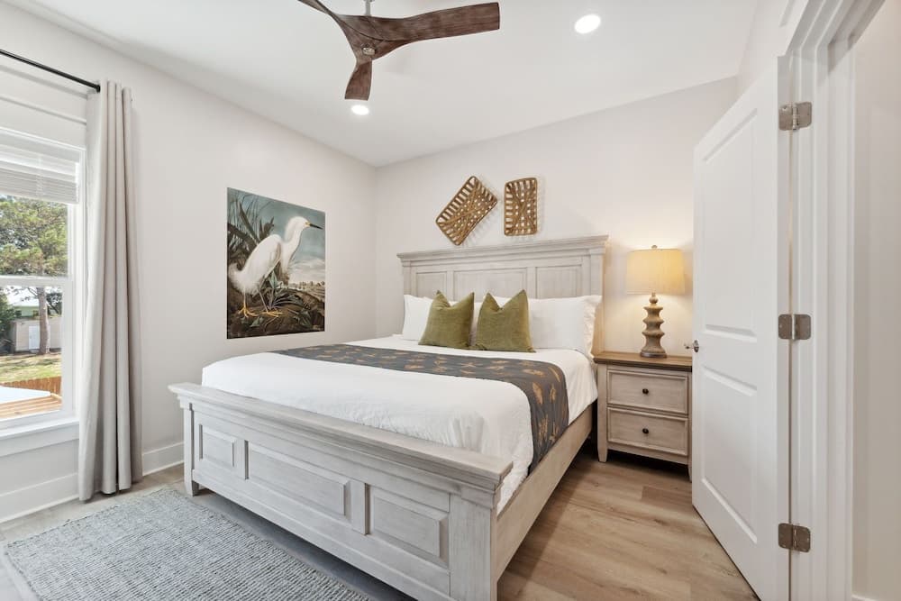 First Ave Grand Retreat II - Image 8