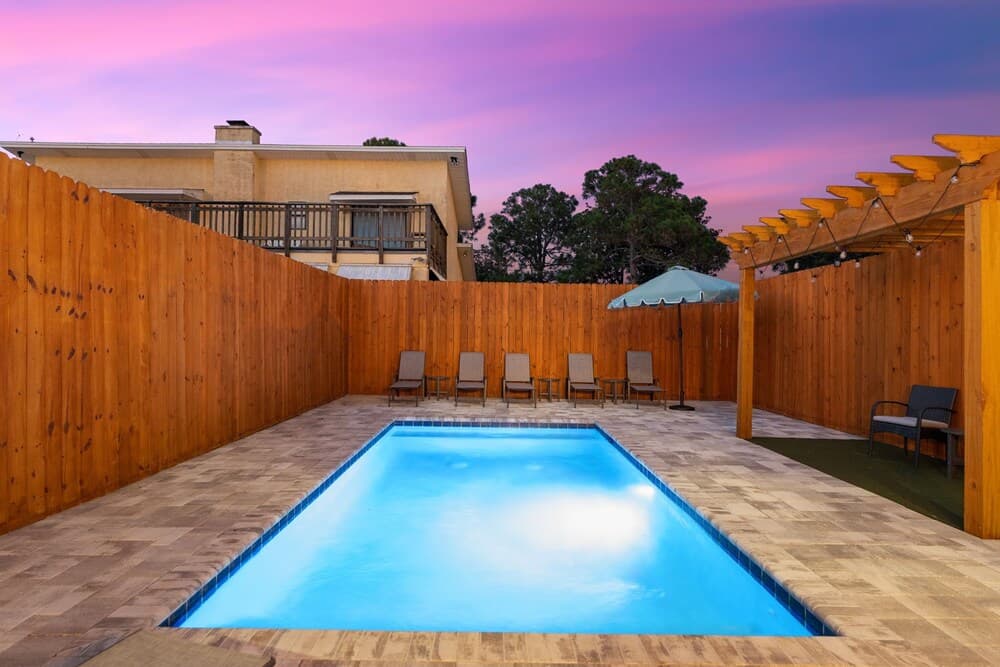 First Ave Grand Retreat II - Image 37