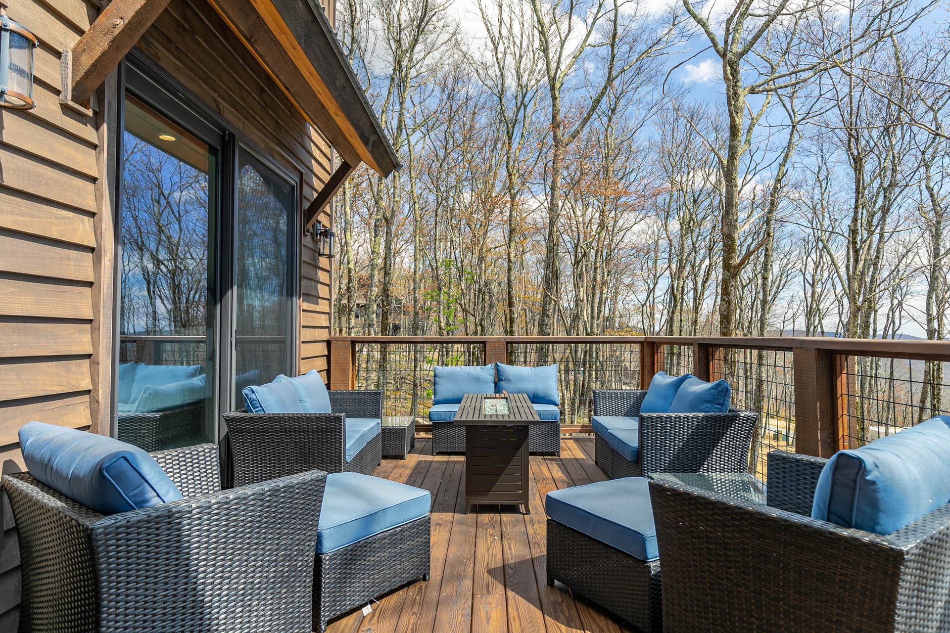 Grayling Lodge House - Image 3