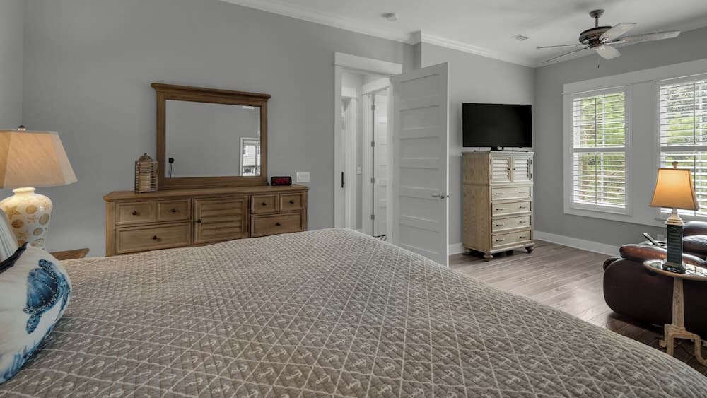 Grayton Grateful - Image 5