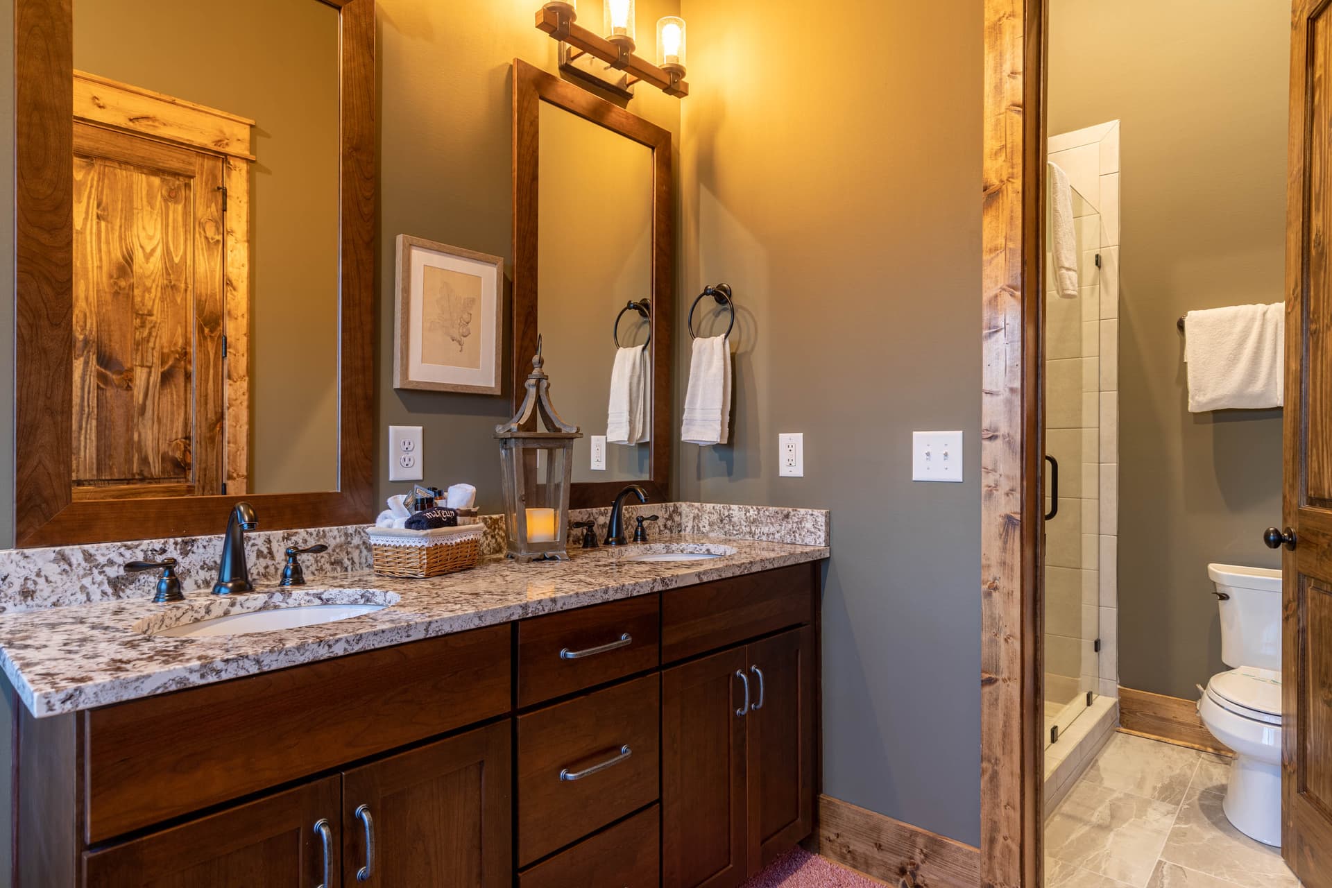 Great Bear Cabin - Image 24