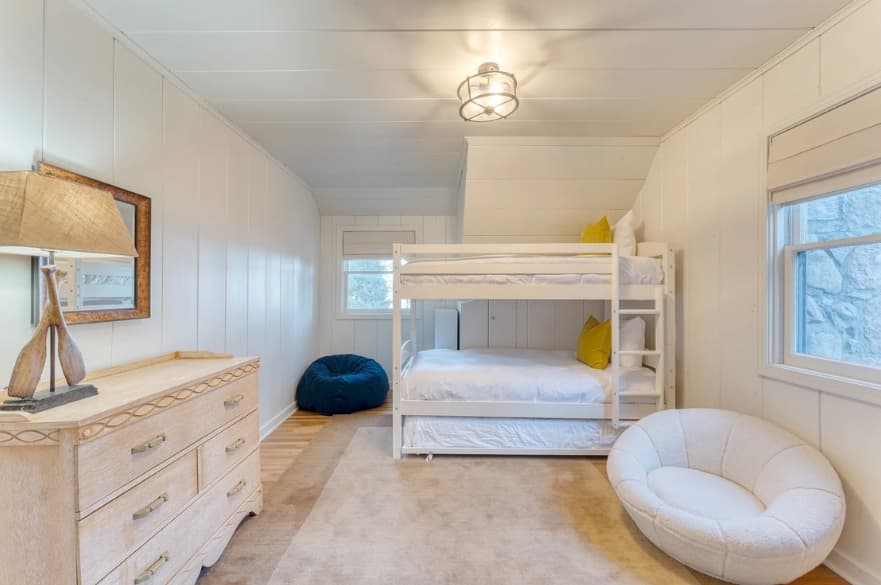 West Shore Lake House - Image 27