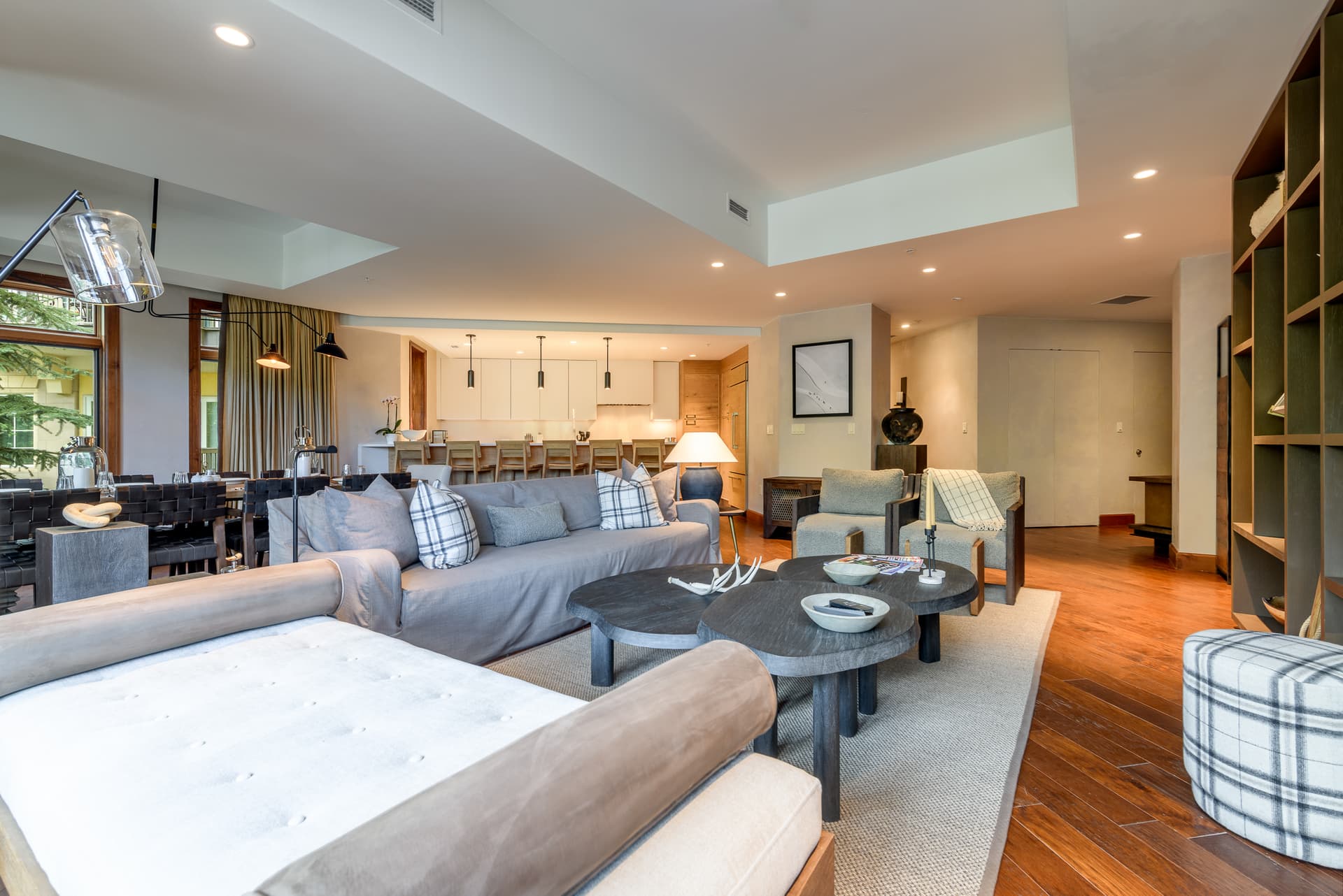 White Chutes at the Ritz-Carlton - Image 19