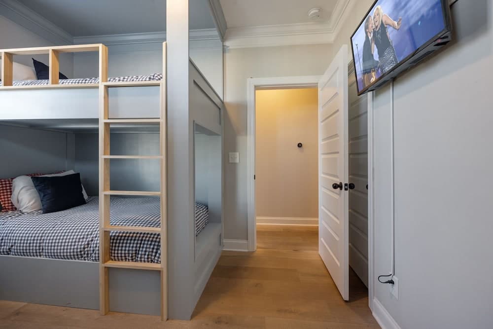 Gulch Melody - Image 50