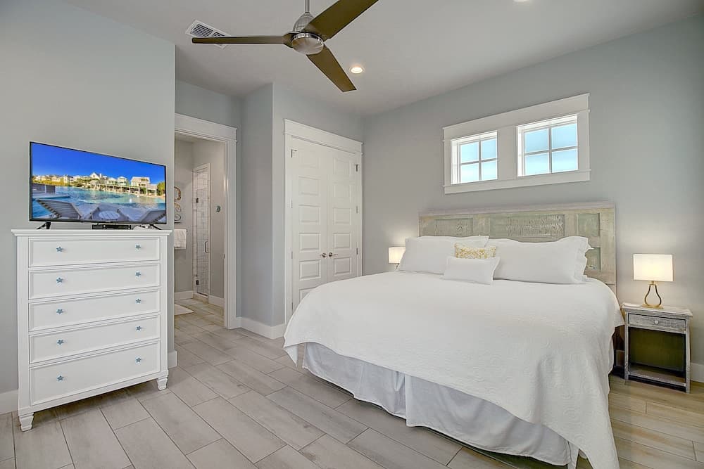 Gulf Coast Time #127 - Image 10