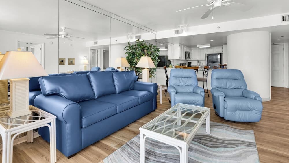 One Seagrove Place #607 - Image 4