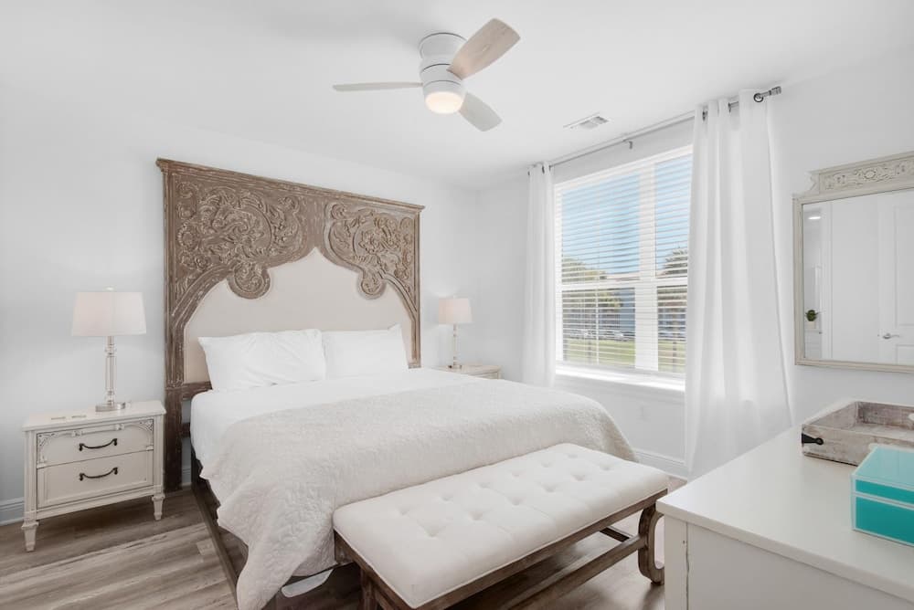 Gulf Place Residences #109 - Image 4