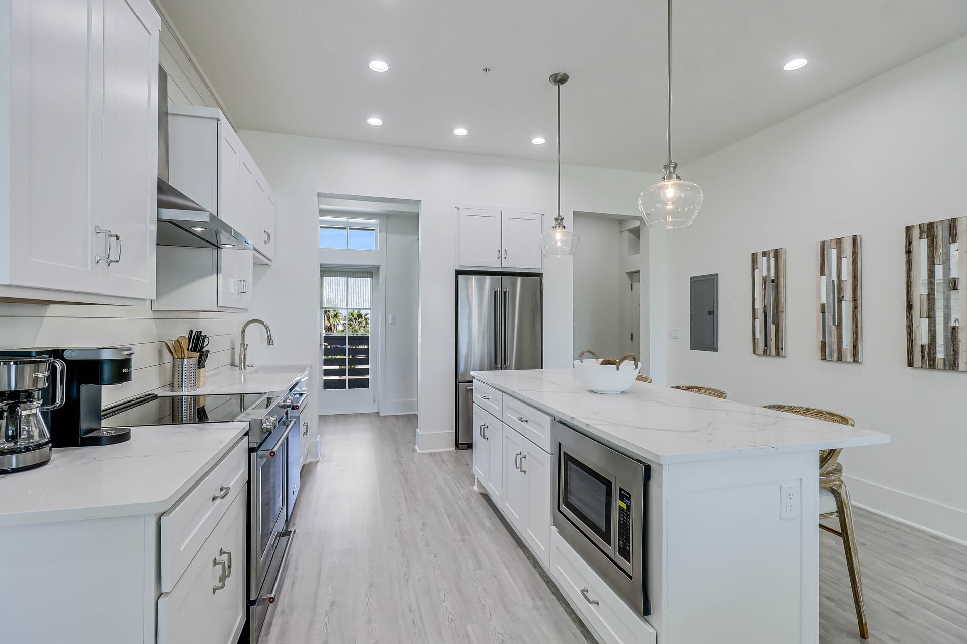 Gulf Stream - Image 11