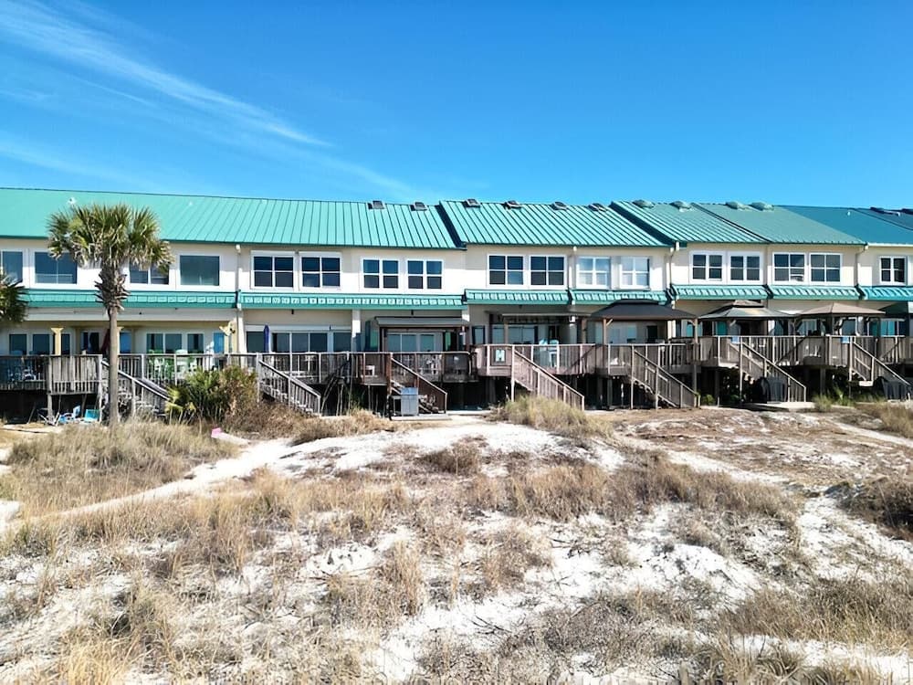 Sun-kissed Memories - Image 36