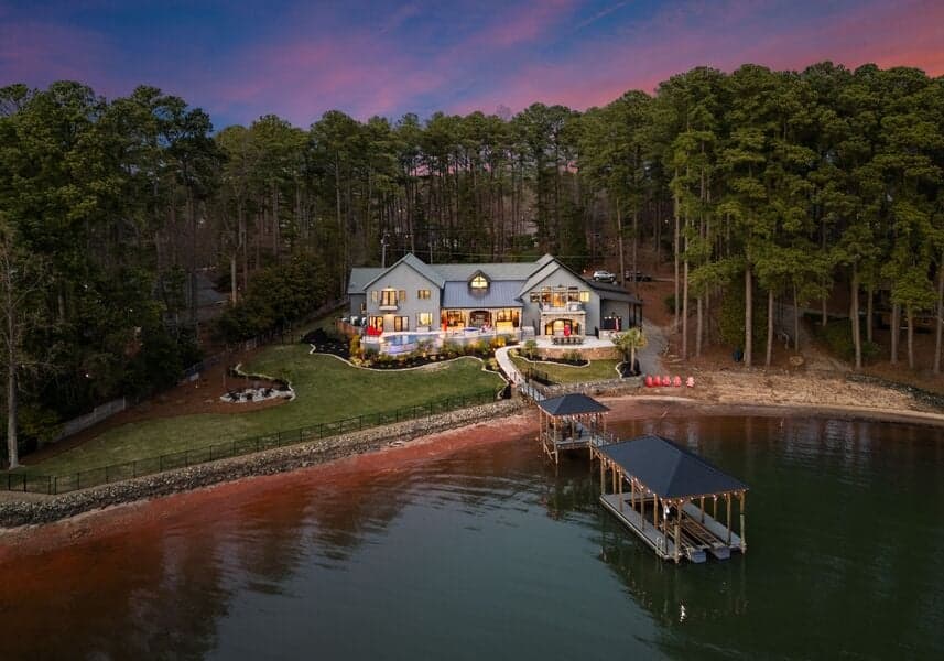 Lucent Sunset Retreat - Image 93