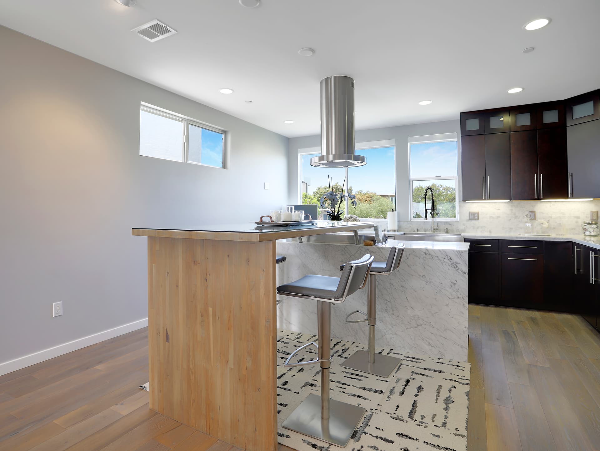 Haines Heaven House - Image 9