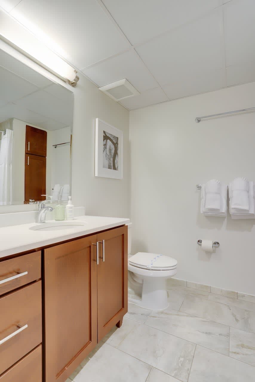 Quartz Residence - Image 8