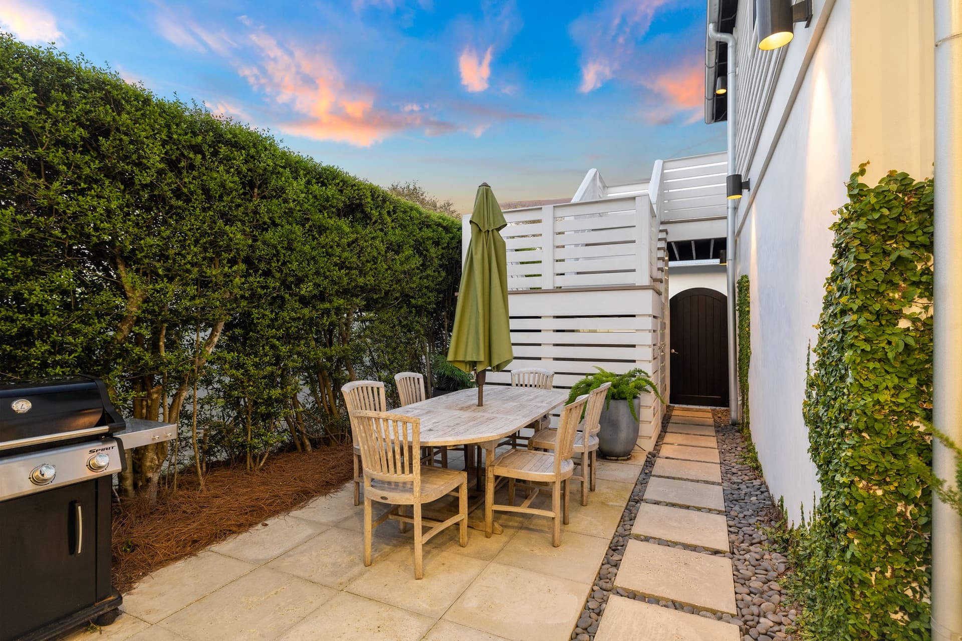 Abba Cottage & Carriage House - Image 7