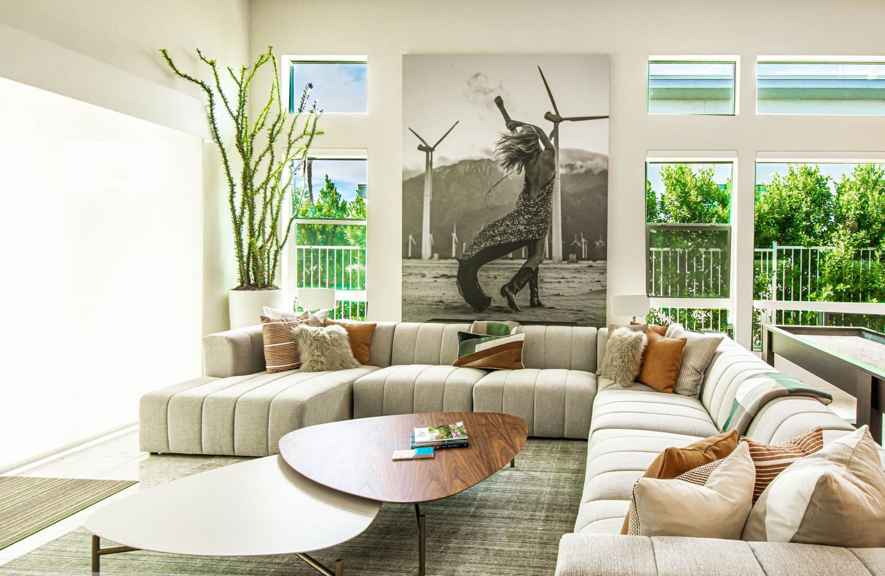 Wells Luxury - Image 2