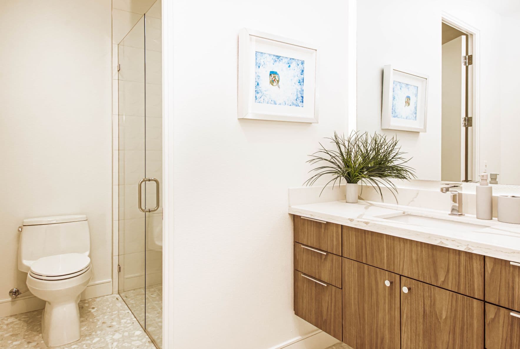 Wells Luxury - Image 11