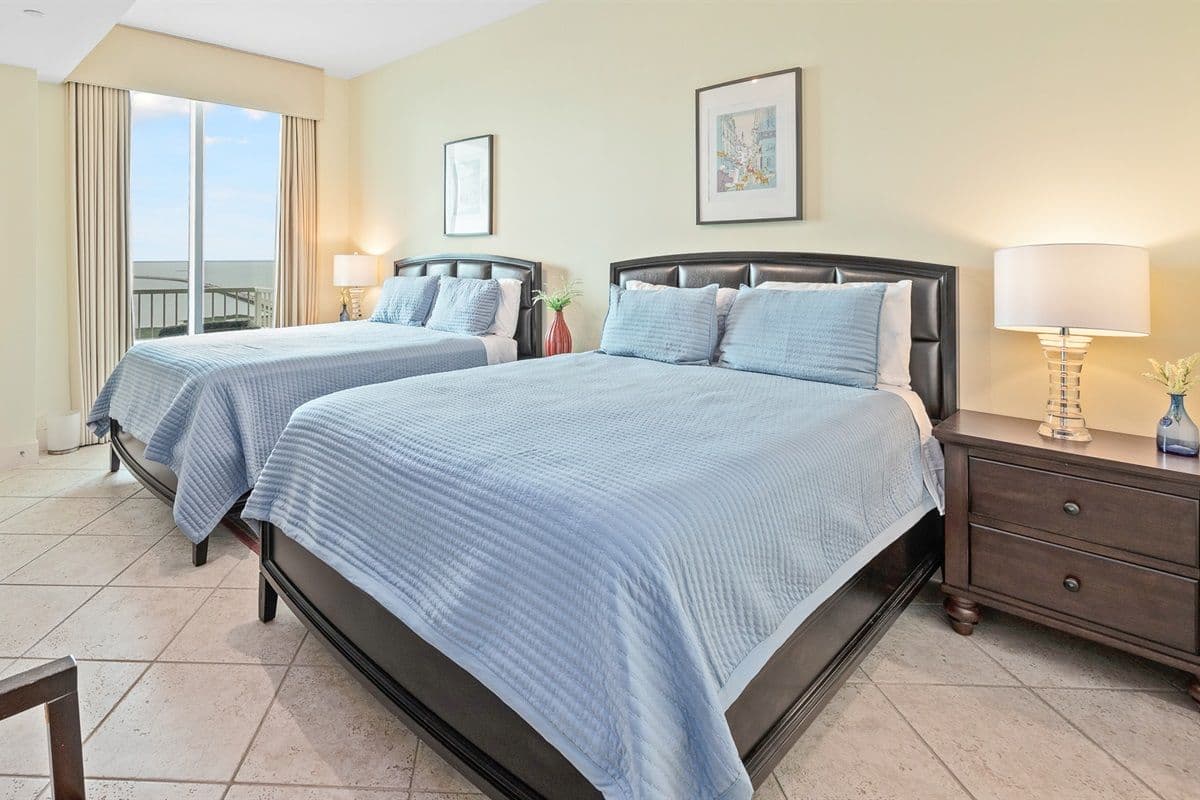 Sapphire Residence - Image 21